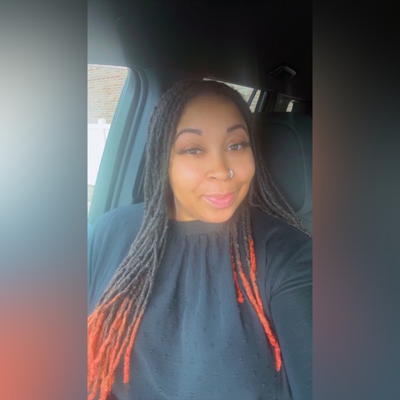 Meet your Posher, Krystal - Picture 1 of 1